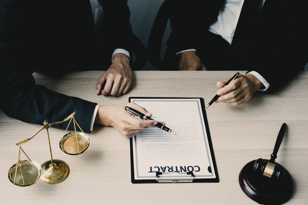 Les aspects juridiques de la reprise d'entreprise : comprendre et maîtriser les enjeux