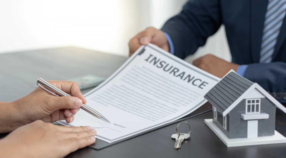 Maîtrisez l'art de négocier votre assurance habitation : conseils d