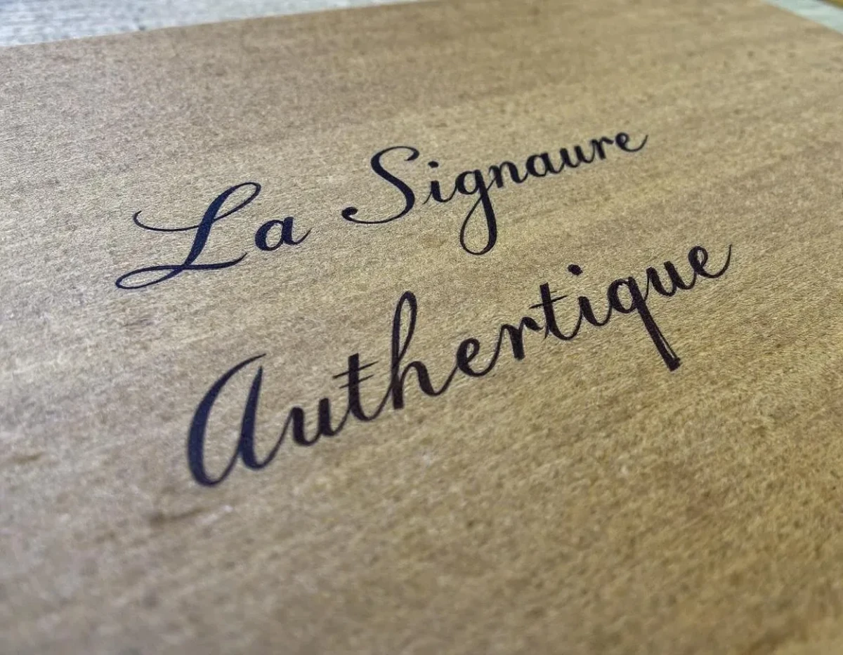 La Signature Authentique : Au Cœur de l'Expertise Notariale Française